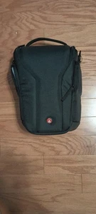 Manfrotto Holster Plus 40 Camera Bag MB MP-H-40BB New With Tags - Picture 1 of 4