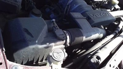 Filtro de aire de 8 cilindros compatible con 03-04 TUNDRA 29668593 Foto 1 de 4