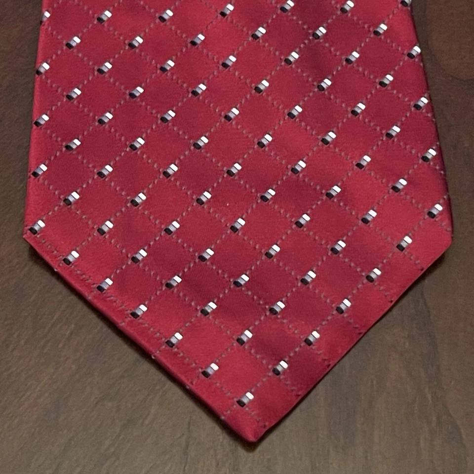 Vintage J. Ferrar 100% Imported Red Men’s Neck Tie Made In USA - Image 1 of 4