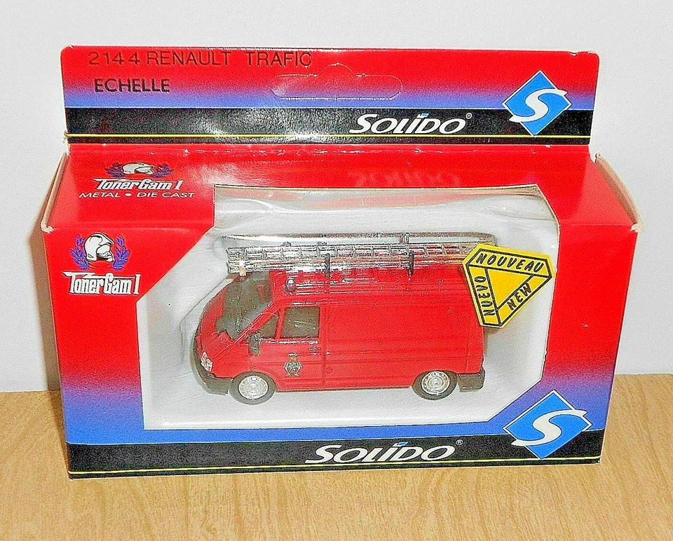 SOLIDO 2144 FIRE ENGINE RENAULT TRAFIC ECHELLE (RENAULT TRAFIC SCALE) - Image 1 of 1