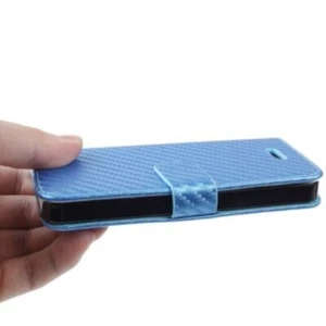 Etui na telefon komórkowy z klapką poprzeczną cienkie carbon look do telefonu komórkowego iPhone 5 i 5s - Zdjęcie 1 z 4