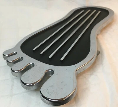 Pedal de Gas Pie Desnudo De Colección Cal Personalizado Cromo Surfer Hombre Barra Cueva Exhibición Bonito Foto 1 de 4