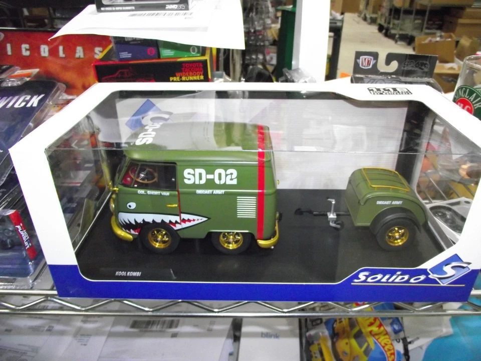 Solido 1/18 Volkswagen Kool Kombi with trailer fighter plane paint NIB - Image 1 of 1