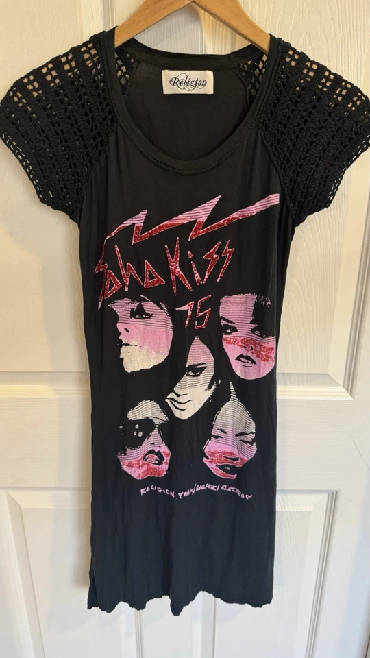 Vestido Camiseta Religion UK Kiss 75 SoHo Manga Crochet Cuentas Hecho a Mano XS/8/36 Foto 1 de 4