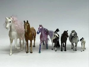 Konvolut 7 Vintage 80er Mattel Pferde Figuren - Bild 1 von 12