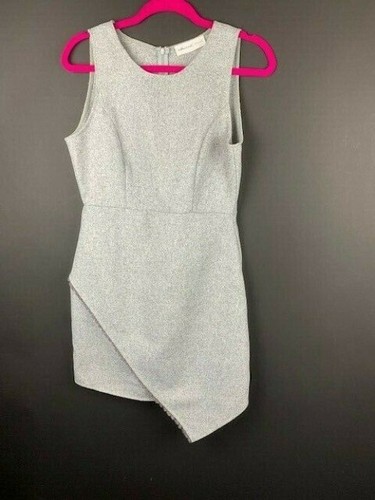 VETEMENTS Abito donna grigio corto senza maniche girocollo Ashwood West taglia large aderente