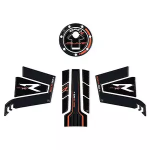 kit ADESIVI resina 3D PROTEZIONI SERBATOIO per moto compatibili KTM 890 DUKE R - Foto 1 di 6