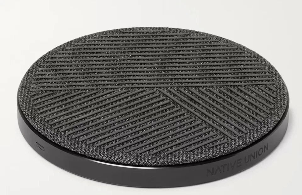 Native Union Drop - High Speed Wireless Charger 10W WITH CABLE AND WALL PLUG - Image 1 of 1