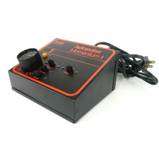 Troller Transistorized Autopulse Momentum 1 Model 34 Railroad Power Pack 