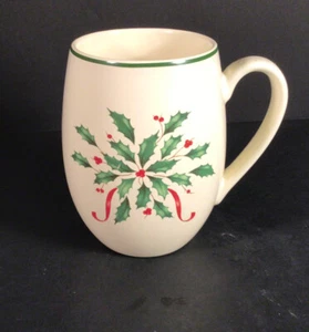 Lenox China Holiday Christmas Mug, Microwave/Dishwasher Safe, Beautiful! - Picture 1 of 7