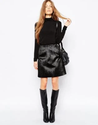 MINIFALDA URBANCODE LONDRES/ASOS PIEL DE PONY SINTÉTICA/PIEL/HAIR ALINE~UK 10/US 6/PEQUEÑA Foto 1 de 4