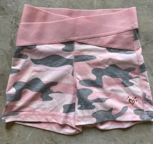 Justice Active Shorts Girls Size 8 Athletic Pink Grey Camo Print PE Gym - Picture 1 of 3