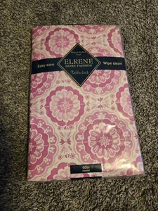 Sunburst Medallions Flannel Back Vinyl Tablecloths Pink / White 60" Round NEW - Picture 1 of 2