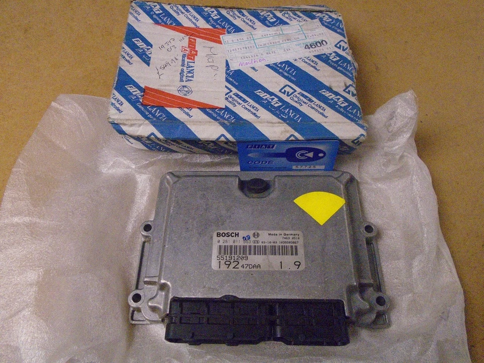 CENTRALINA MOTORE ORIGINALE FIAT MULTIPLA 1.9 JTP 0281011553 46447951 NUOVA RARA! - Immagine 1 di 1