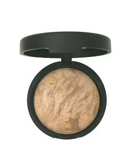 Laura Geller Balance N Brighten Baked Foundation Medium .32 oz / 9 g Full Size - Imagen 1 de 2