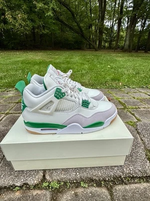 *USADO* Nike SB Jordan 4 Retro Verde Pino, Talla 11 Foto 1 de 4