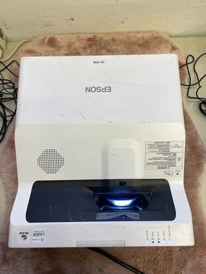 Epson EB-725W Projector Model: H999A - Image 1 of 4