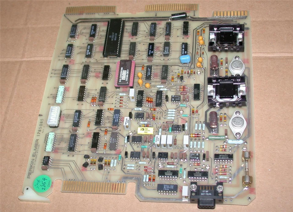 VERY NICE PERKIN ELMER CIRCUIT BOARD MODEL 178S085 REV A - Image 1 of 1