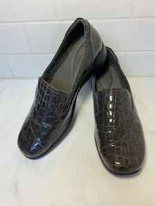 Clarks Gael Feline Loafer Womens Sz 9.5M Brown Croc Print Slip On Shoe - Picture 1 of 9