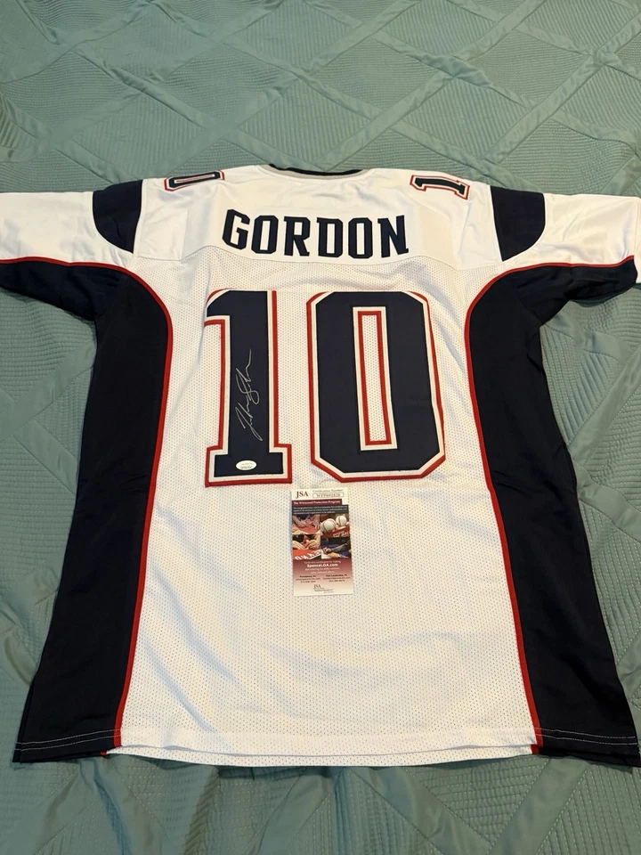 Camiseta personalizada firmada por Josh Gordon Patriots con certificado de autenticidad JSA Foto 1 de 4