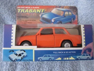 Trabant - Welly Pull Back & Go 8677W - Naranja Nuevo en Caja Foto 1 de 4