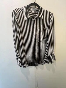 NWT.BLACK AND WHITE STRIPED BLOUSE / SHIRT FROM PREVIEW SIZE 16 - Bild 1 von 6