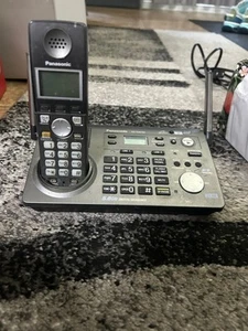 panasonic kx-tg6702 2-liniowy telefon bezprzewodowy / 5,8 GHz Gigarange - Zdjęcie 1 z 3
