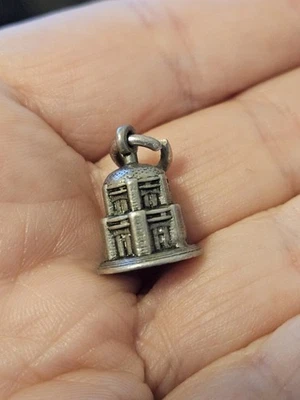 Sterling Silver 925 Crown Point Vista House OR charm tiny bracelet  EUC vintage - Image 1 of 3