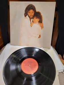 Streisand Guilty LP Columbia FC36750 NM Gatefold original Inner Sleeve 1980 - Picture 1 of 13