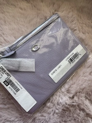 Muñequera Coach de cuero púrpura suave desteñido con guijarros CH818 Foto 1 de 2