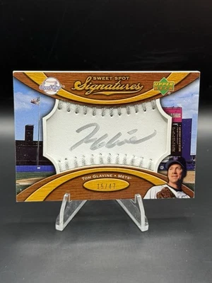 TOM GLAVINE 2007 UPPER DECK SWEET SPOT BALL AUTO /47 Braves Mets - Image 1 of 3