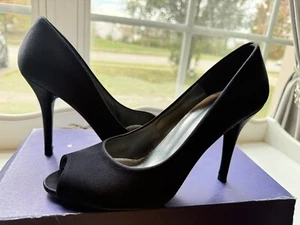 Stuart Weitzman France Black Satin Pump Heels Bridal Wedding Classic New Size 8 - Picture 1 of 8