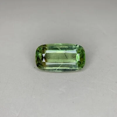 Natural Loose 1.65 Ct Peridot With Ludwigite Inclusion From SUpat Mine Kohistan - Image 1 of 4