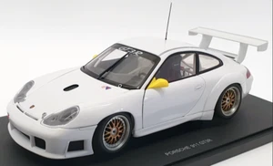 AUTOART 1/18 WHITE PORSCHE 911 GT3R UPGRADED VERSIONN RACE SPORT CAR # 77822 NIB - Picture 1 of 6