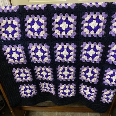 Afghan Lap Throw negro, blanco y púrpura 45x40 hecho a mano Foto 1 de 4
