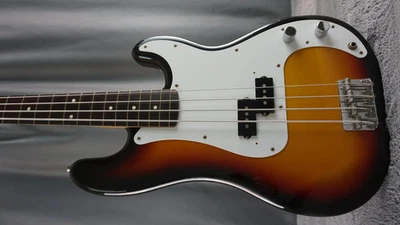 Baixo Squier Precision 93 - 94 - Sunburst Japão - Imagem 1 de 4