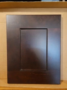 Dark Brown Stained Shaker Sample Door 11.5x14 11/16 - Picture 1 of 2