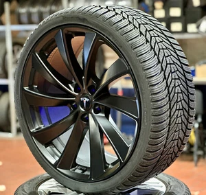 Tesla Model Y Performance Winterräder 255/40R20 101W Hankook Rial Lugano Schwarz - Bild 1 von 2