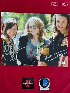 ¡FOTO FIRMADA ELENCO DE HALLOWEEN DE ROB ZOMBIE 11x14! ¡DANIELLE HARRIS! ¡SCOUT! ¡PEGAMENTO! - Imagen 1 de 1
