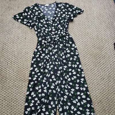 C wonder Tory Jumpsuit / Romper  Print Floral Short Sleeve Size medium - Image 1 of 4