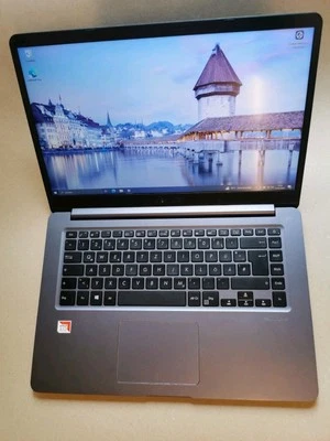 ASUS VivoBook R520QA 15 Zoll AMD 2,70GHz 256GB + 500GB 8GB RAM AMD R7 Windows 10 - Bild 1 von 4