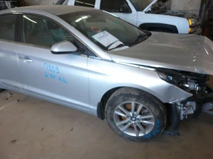 Chassis ECM Body Control BCM Center Dash US Market Fits 15-17 SONATA 32912 - Picture 1 of 12