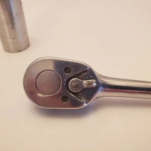 Vintage DURO-CHROME 4472 Reversible 3/8"  Ratchet W/ 13/16 Socket 4448 USA - Picture 1 of 9