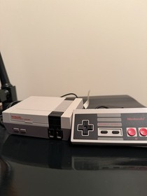 Classic Edition Nintendo NES Mini Console With Controller Fully Functional