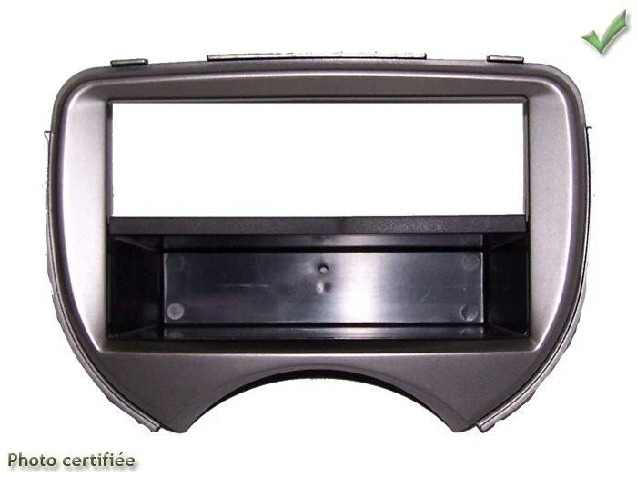 Facade autoradio 1DIN compatible avec Nissan MICRA 2011-2013 - ARGENT - Photo 1/1