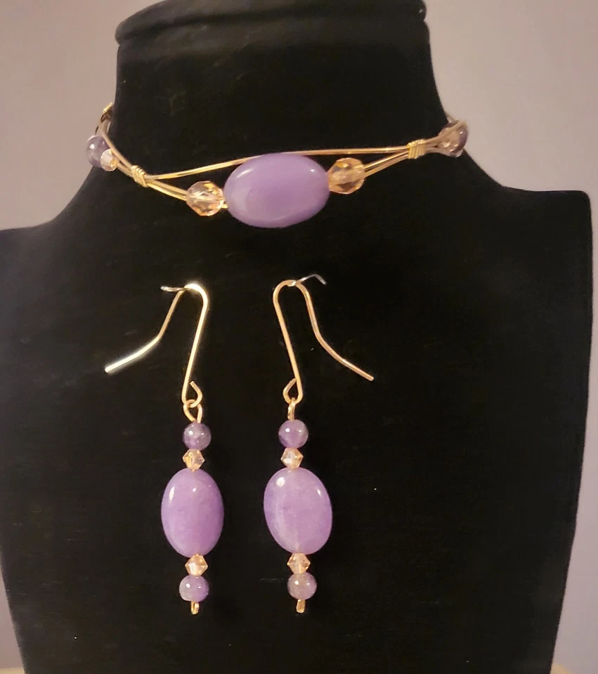 Hecho a mano, envuelto en oro, collar y pendientes de ágata rosa con cuentas de cristal,  Foto 1 de 1