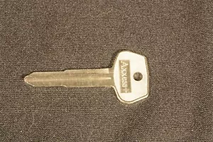 Lot of 14 AXXESS #31 KEY BLANKS. Nickel plated Brass. - Picture 1 of 3