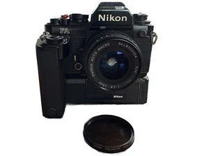 Nikon FA nero + MD-15 + macro 28 mm F2.8 fotocamera reflex pellicola USA pulita testata - Foto 1 di 17