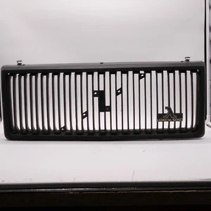 VOLVO 740 - Front Grille Original Mask - Picture 1 of 7