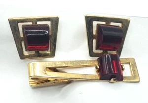 Vintage Gold Tone & Red Art Deco Cufflinks an Tie Clip - Picture 1 of 11